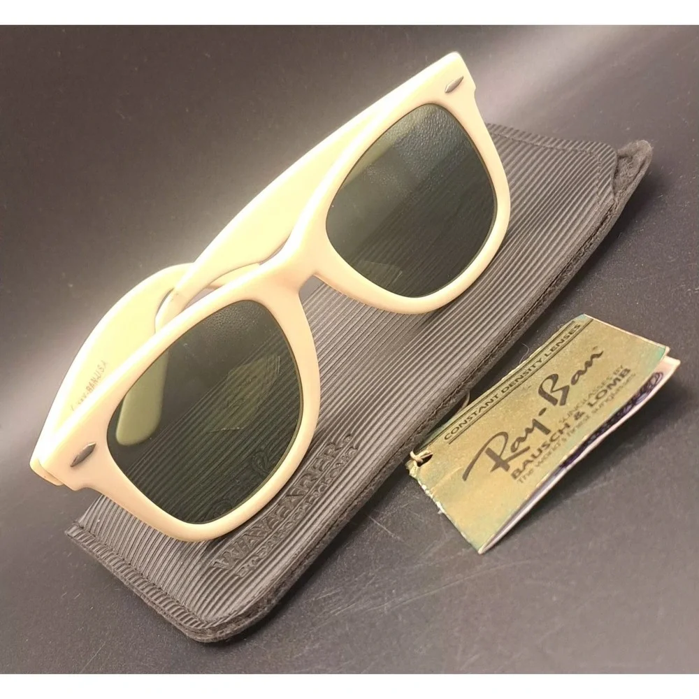 Vintage B&L Ray Ban USA Wayfarer 5022 Sunglasses - Picture 2 of 12
